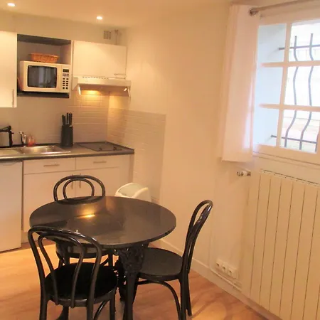 Cosy Au Coeur Du Triangle D'or 公寓